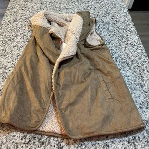 Marley Lilly Sherpa vest